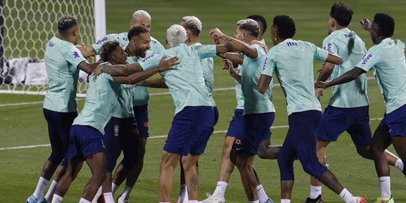 Đội tuyển Brazil có cả đội ngũ hậu cần vô cùng hùng hậu